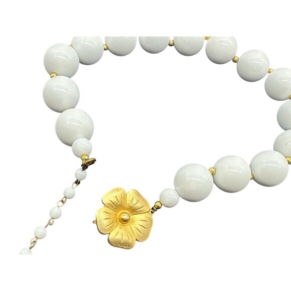 Vintage Gay Boyer Necklace White Lucite Beads Gold Flower Clasp 1960s - Picture 1 of 3